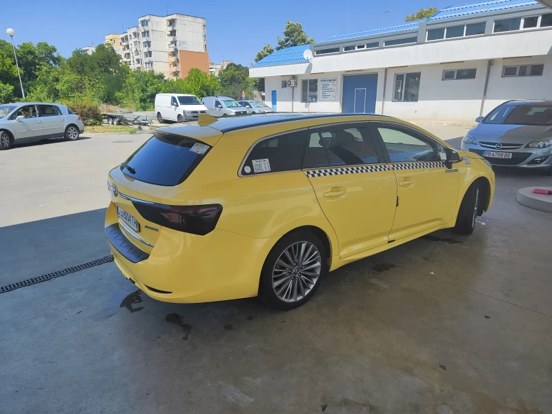 Toyota Avensis, снимка 2 - Автомобили и джипове - 52260066
