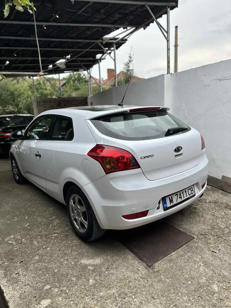 Kia Ceed 1400, снимка 6 - Автомобили и джипове - 52568016