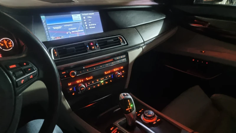 BMW 750 IL  Цяла за Части, снимка 8 - Автомобили и джипове - 52330543