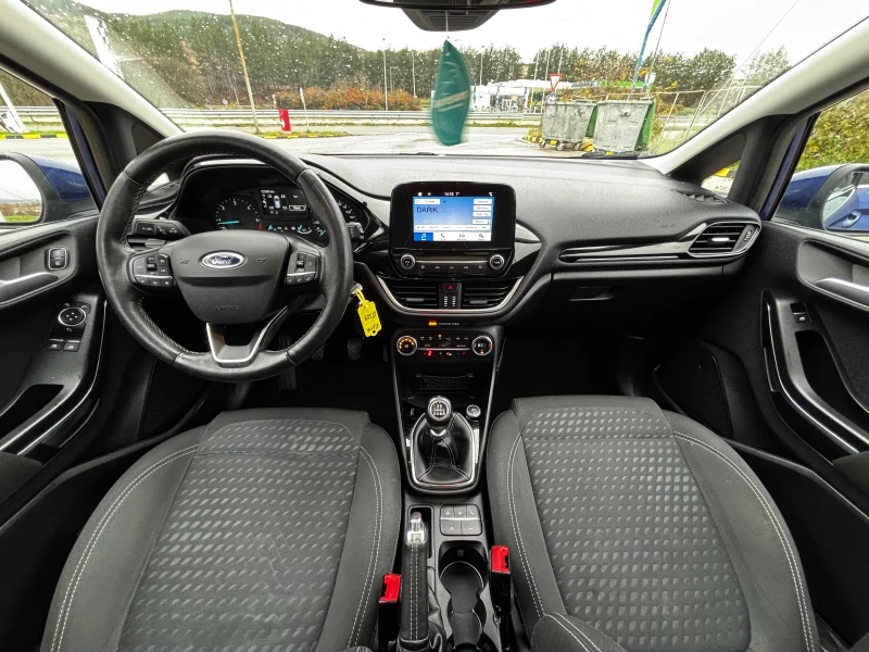 Ford Fiesta 1.5 TDCI* TITANIUM* PANORAMA* CAMERA* FULL* COC* K, снимка 10 - Автомобили и джипове - 52574542