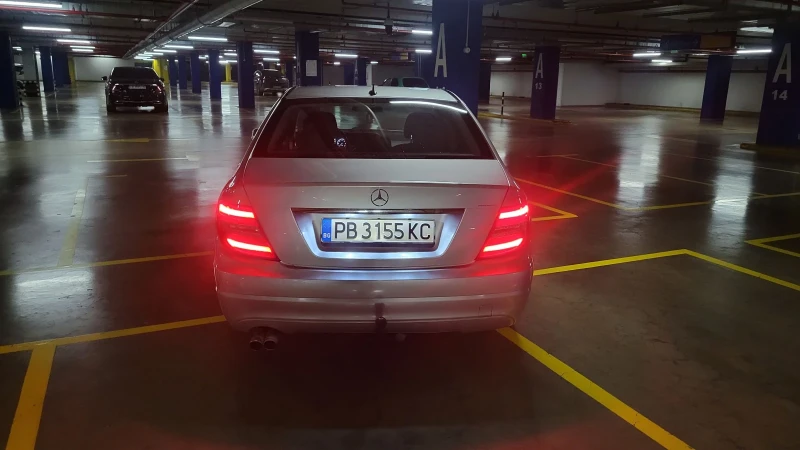 Mercedes-Benz C 180, снимка 6 - Автомобили и джипове - 52807850
