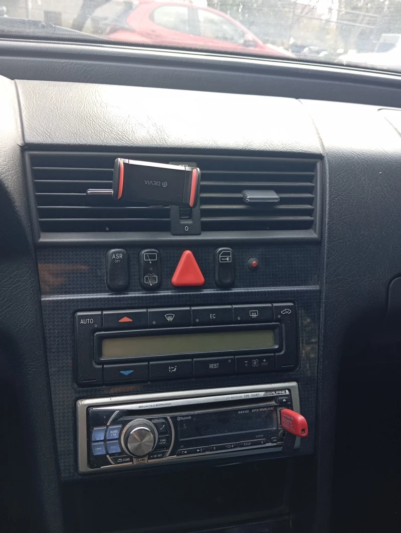 Mercedes-Benz C 180 W202, снимка 3 - Автомобили и джипове - 52831176