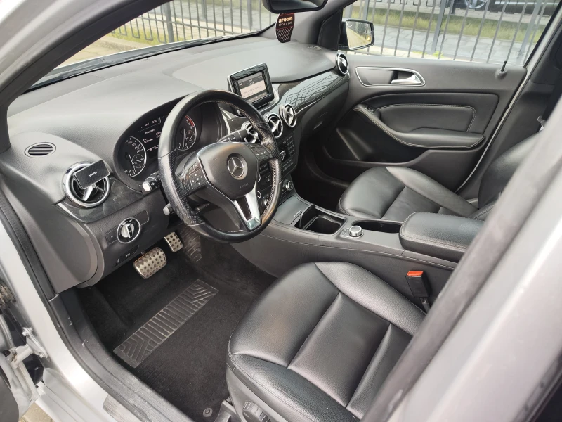 Mercedes-Benz B 250 * PANORAMA* KAMERA, снимка 10 - Автомобили и джипове - 53211933