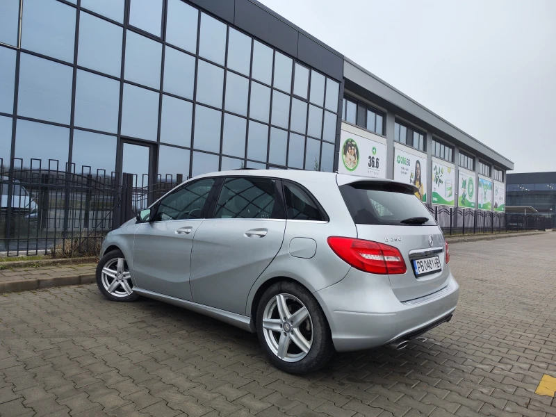 Mercedes-Benz B 250 * PANORAMA* KAMERA, снимка 9 - Автомобили и джипове - 53211933