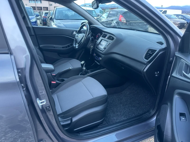 Hyundai I20, снимка 6 - Автомобили и джипове - 53452833