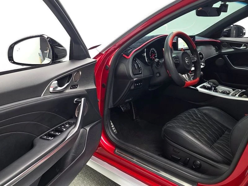 Kia Stinger 3.3 Automatic, снимка 6 - Автомобили и джипове - 55587590
