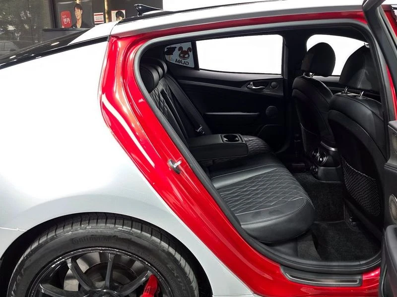 Kia Stinger 3.3 Automatic, снимка 14 - Автомобили и джипове - 55587590