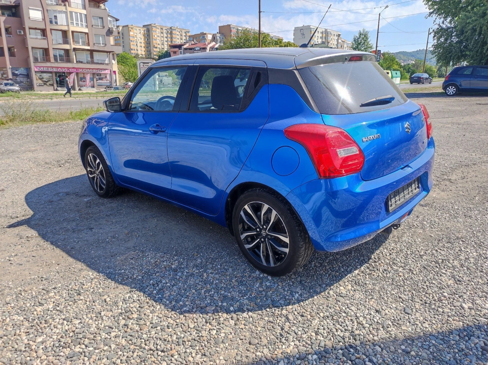 Suzuki Swift HYBRID  - изображение 7