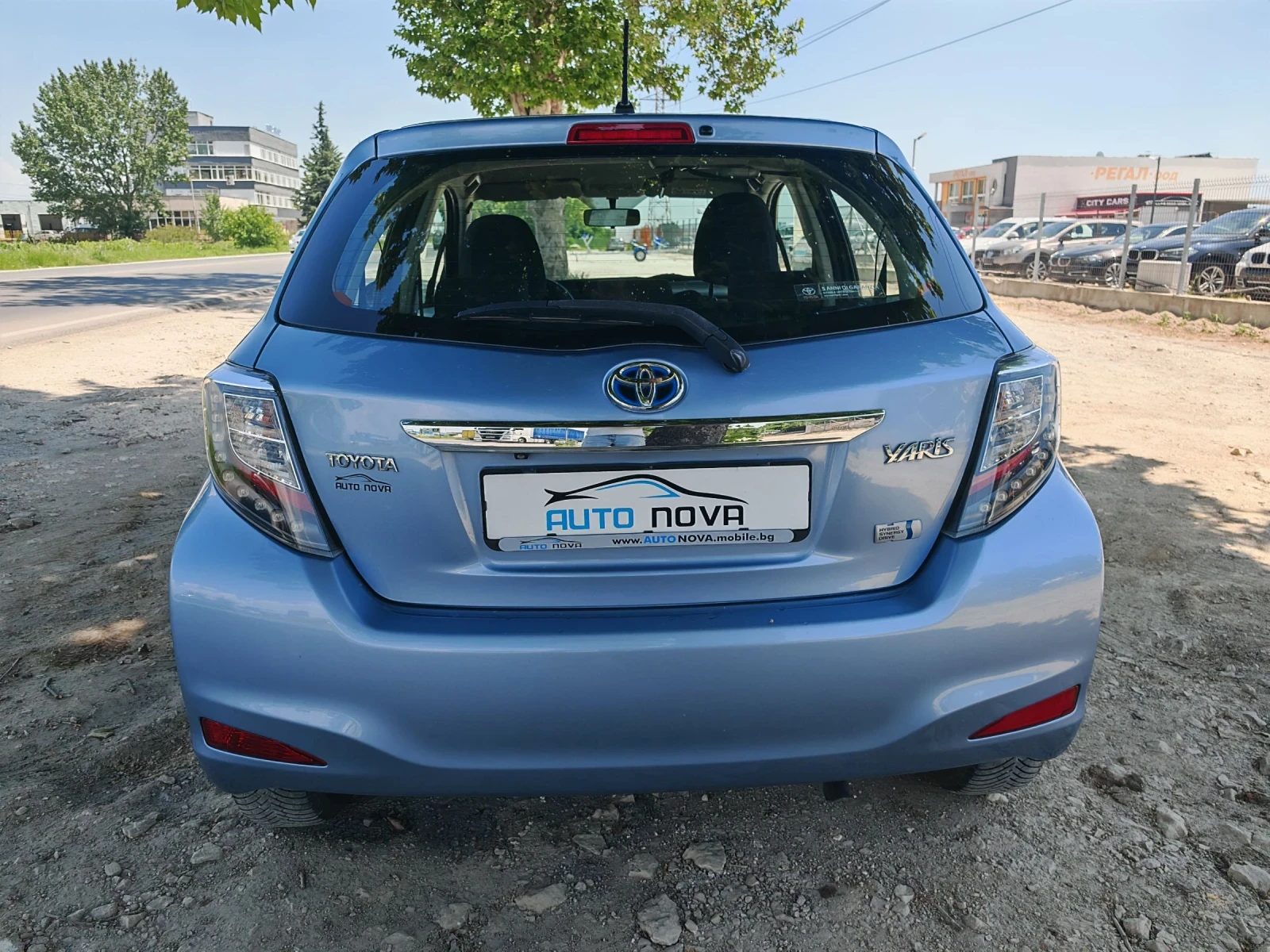 Toyota Yaris 1.5 ХИБРИД 75 К.С. АВТОМАТ! LOUNGE! УНИКАЛЕН!!! - изображение 6