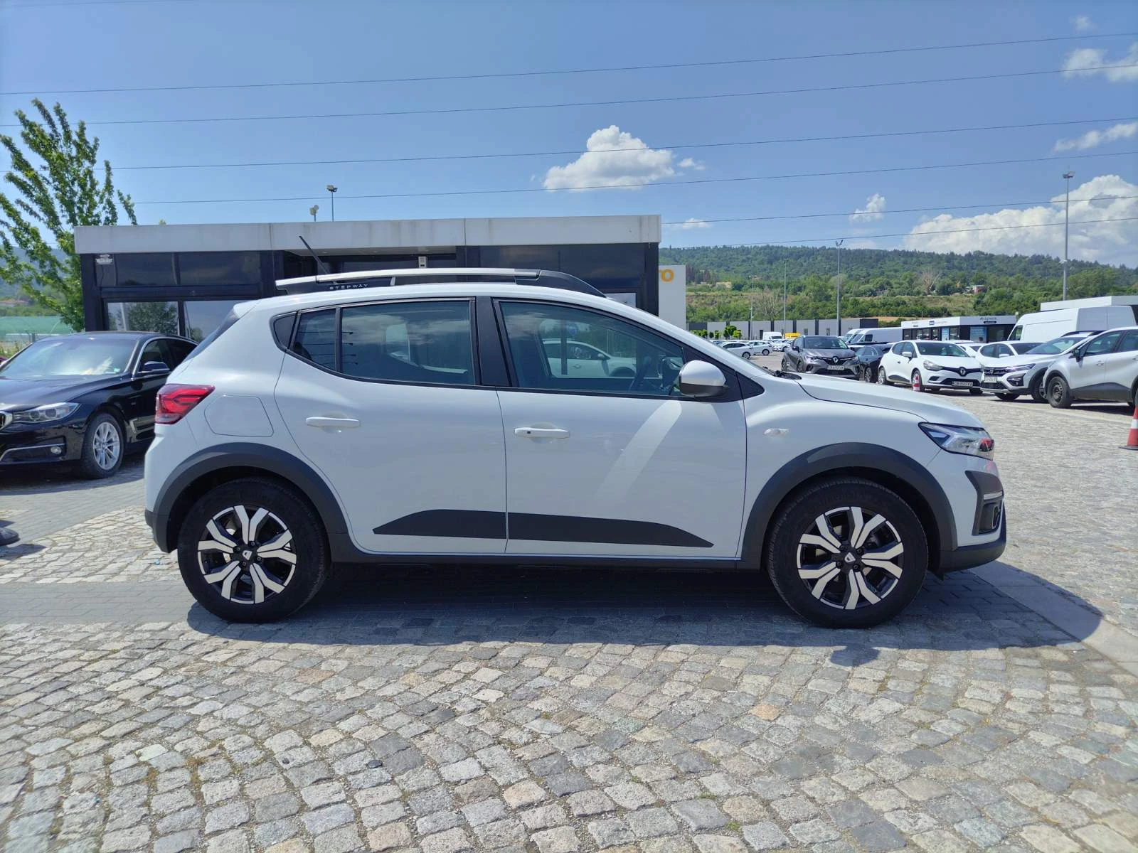 Dacia Sandero Stepway 1.0TCe 91к.с. Автоматик - изображение 7