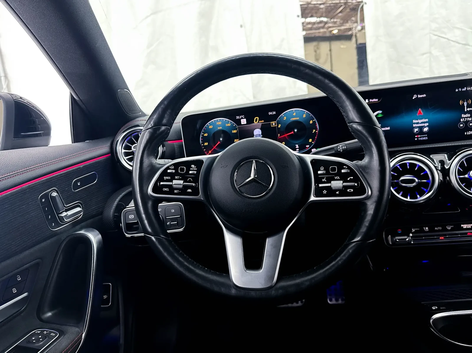 Mercedes-Benz CLA 250 4MATIC* DISTRONIC* 360CAM* CARPLAY* SPORT-PKG* AMB - изображение 8