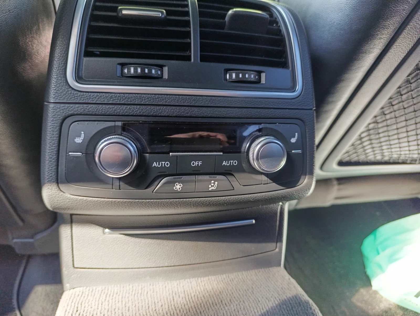 Audi A6 3.0 TDI 300k.s.Head up Keyless ТОП - изображение 10