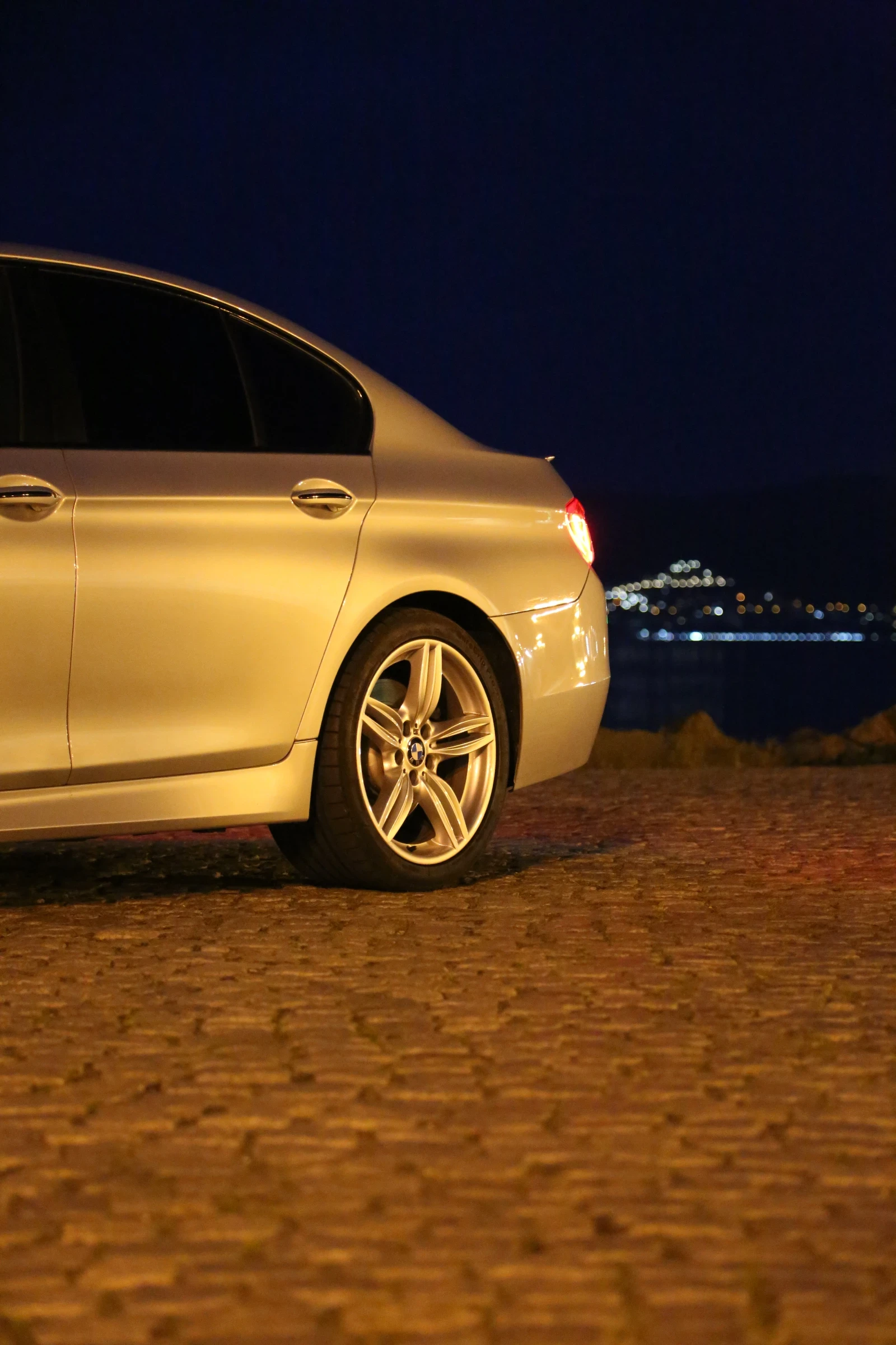 BMW 525 М-пакет, SAT, Кожа - изображение 3