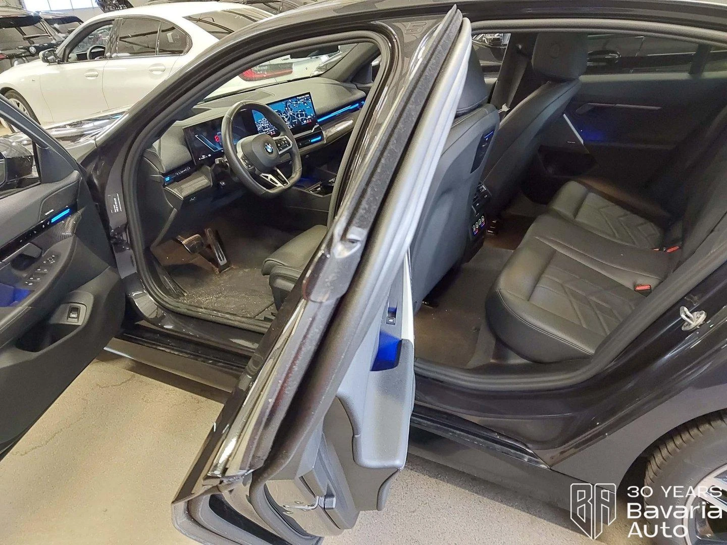 BMW 520 i M Sport Paket  Steptronic | Mobile.bg   5