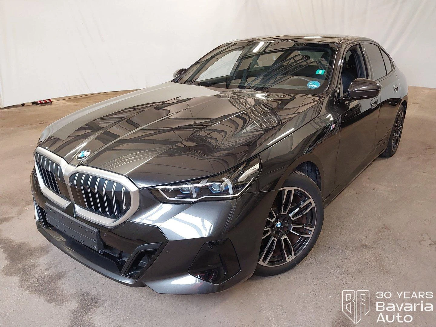 BMW 520 i M Sport Paket  Steptronic | Mobile.bg   1