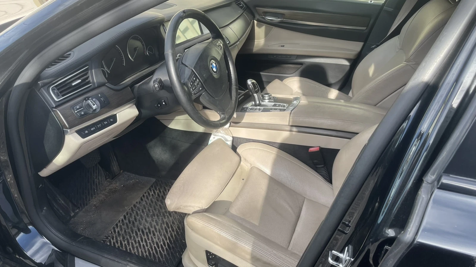 BMW 750 IL  Цяла за Части - изображение 4