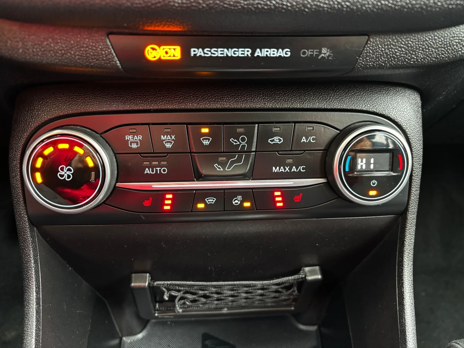 Ford Fiesta 1.5 TDCI* TITANIUM* PANORAMA* CAMERA* FULL* COC* K | Mobile.bg   13