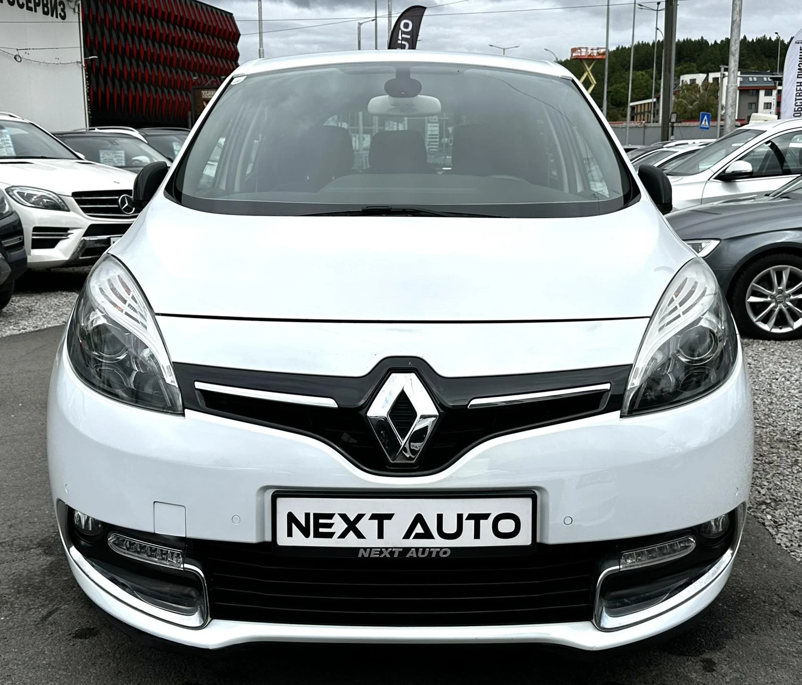 Renault Scenic 1.5DCI 110HP BOSE CAMERA NAVI - изображение 2