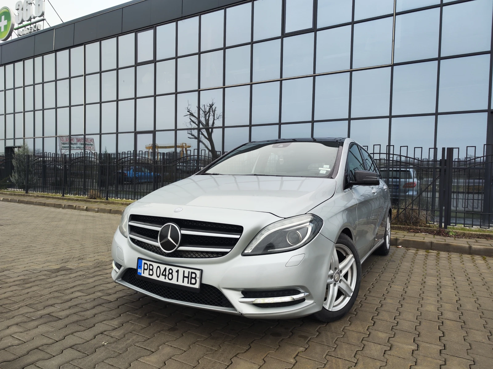 Mercedes-Benz B 250 * PANORAMA* KAMERA | Mobile.bg � ����������� 1