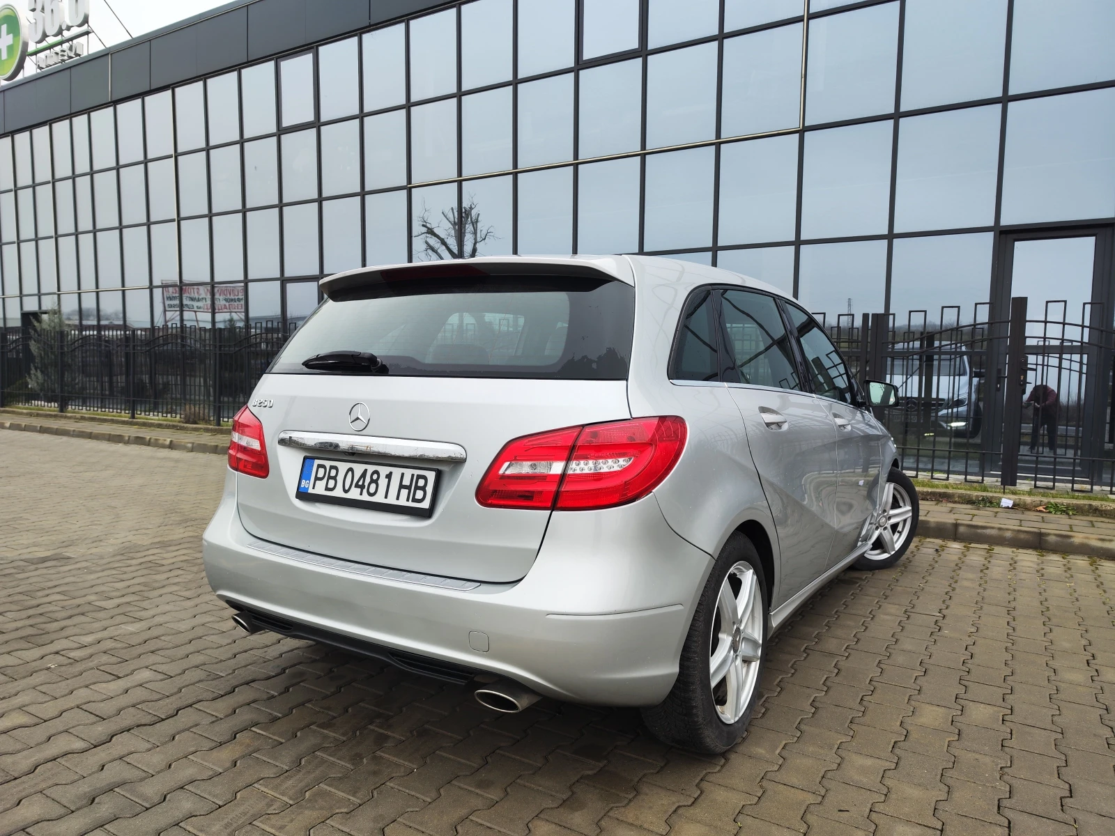 Mercedes-Benz B 250 * PANORAMA* KAMERA | Mobile.bg � ����������� 7
