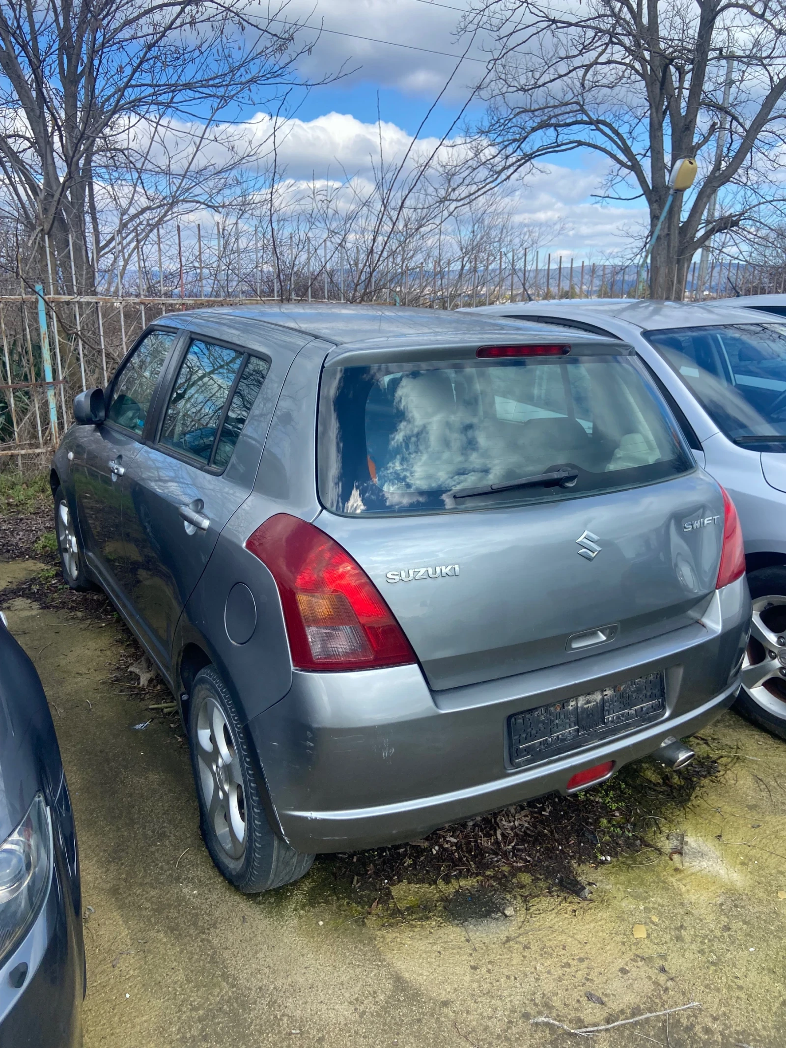 Suzuki Swift �� ����� | Mobile.bg � ����������� 1