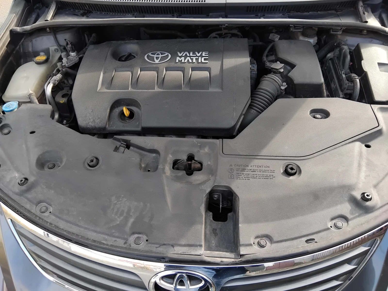 Toyota Avensis, снимка 8 - Автомобили и джипове - 53808128