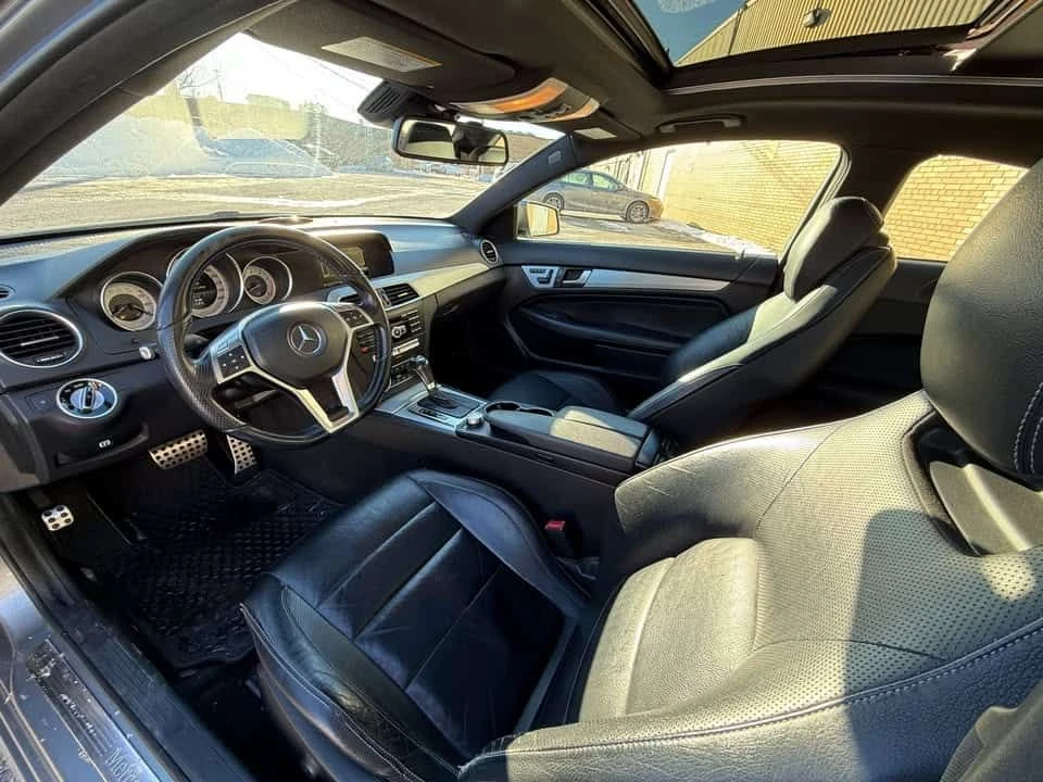 Mercedes-Benz C 350 4MATIC * AMG PACK* ПОДГРЕВИ* HARMON/KARDON* ПАНОРА, снимка 7 - Автомобили и джипове - 53836226