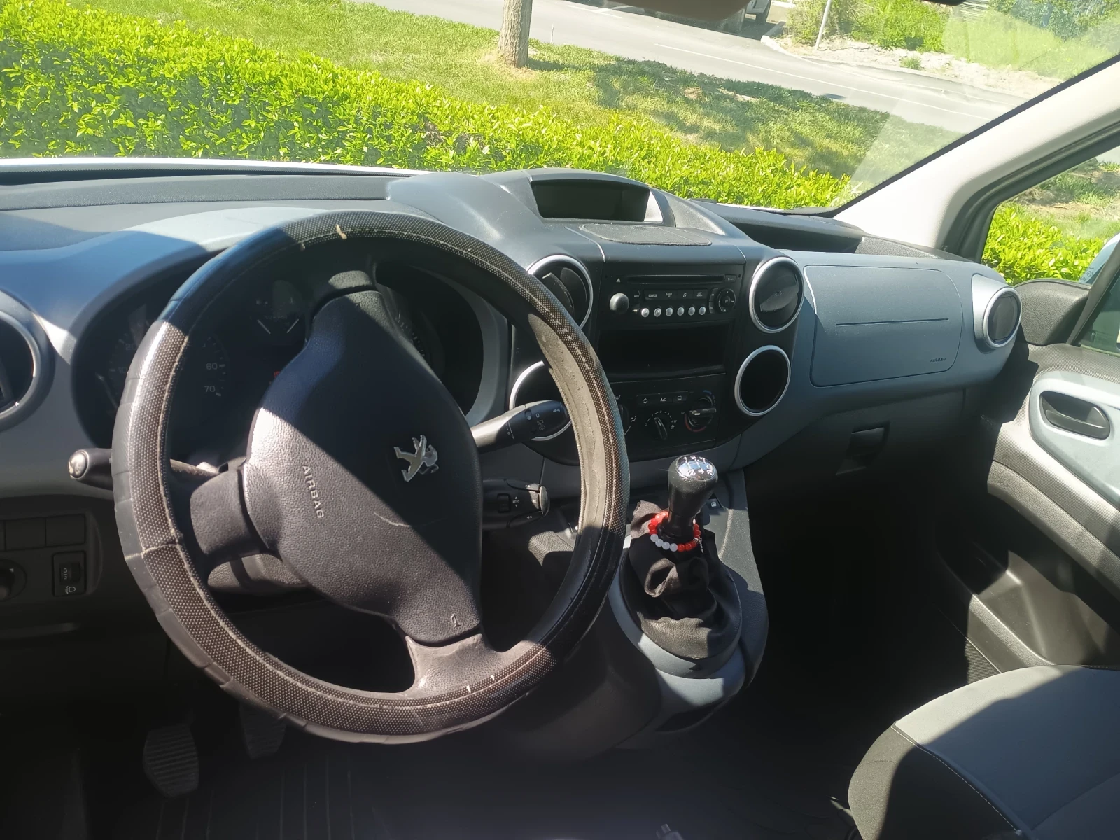 Peugeot Partner, снимка 8 - Автомобили и джипове - 54333571