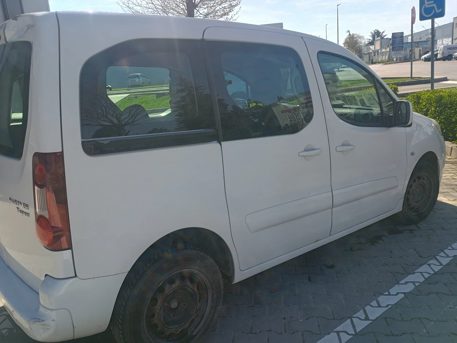 Peugeot Partner, снимка 4 - Автомобили и джипове - 54333571