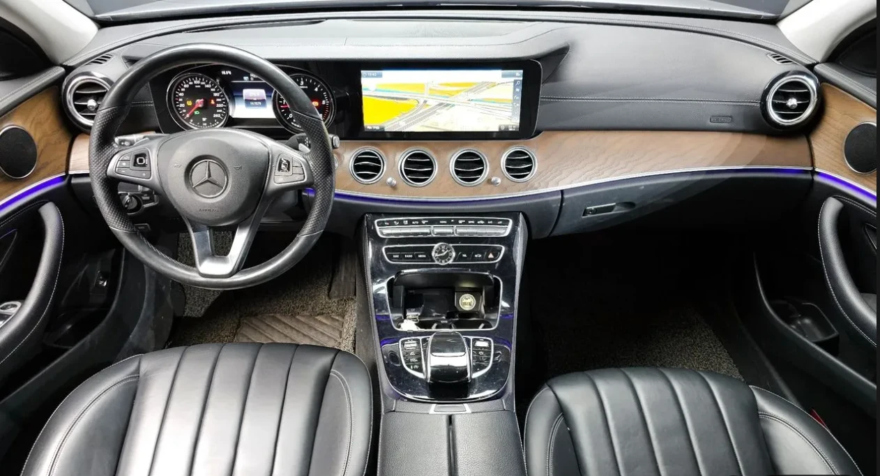 Mercedes-Benz E 220 d 4MATIC Exclusive, снимка 5 - Автомобили и джипове - 54367463