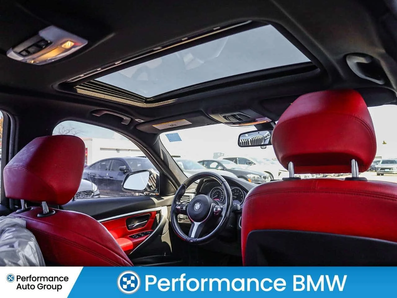 BMW 330 * xDrive * CARFAX * ЦЕНА ДО БГ, снимка 15 - Автомобили и джипове - 54377890