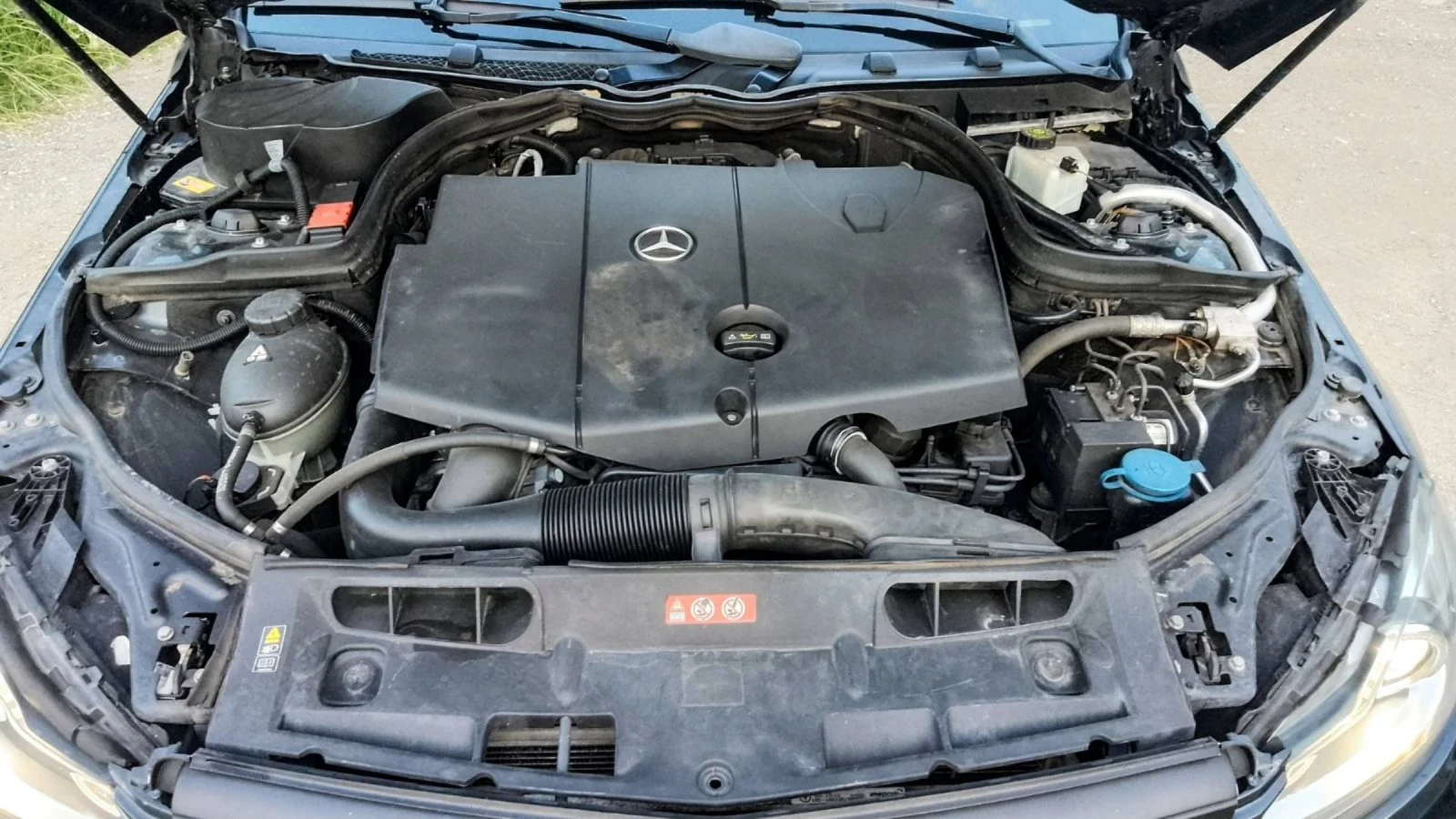 Mercedes-Benz C 250, снимка 14 - Автомобили и джипове - 54499984