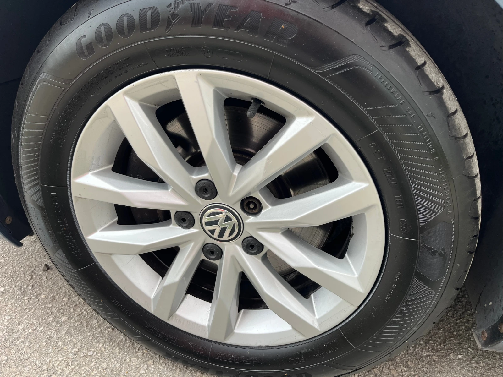 VW Passat, снимка 12 - Автомобили и джипове - 54516529