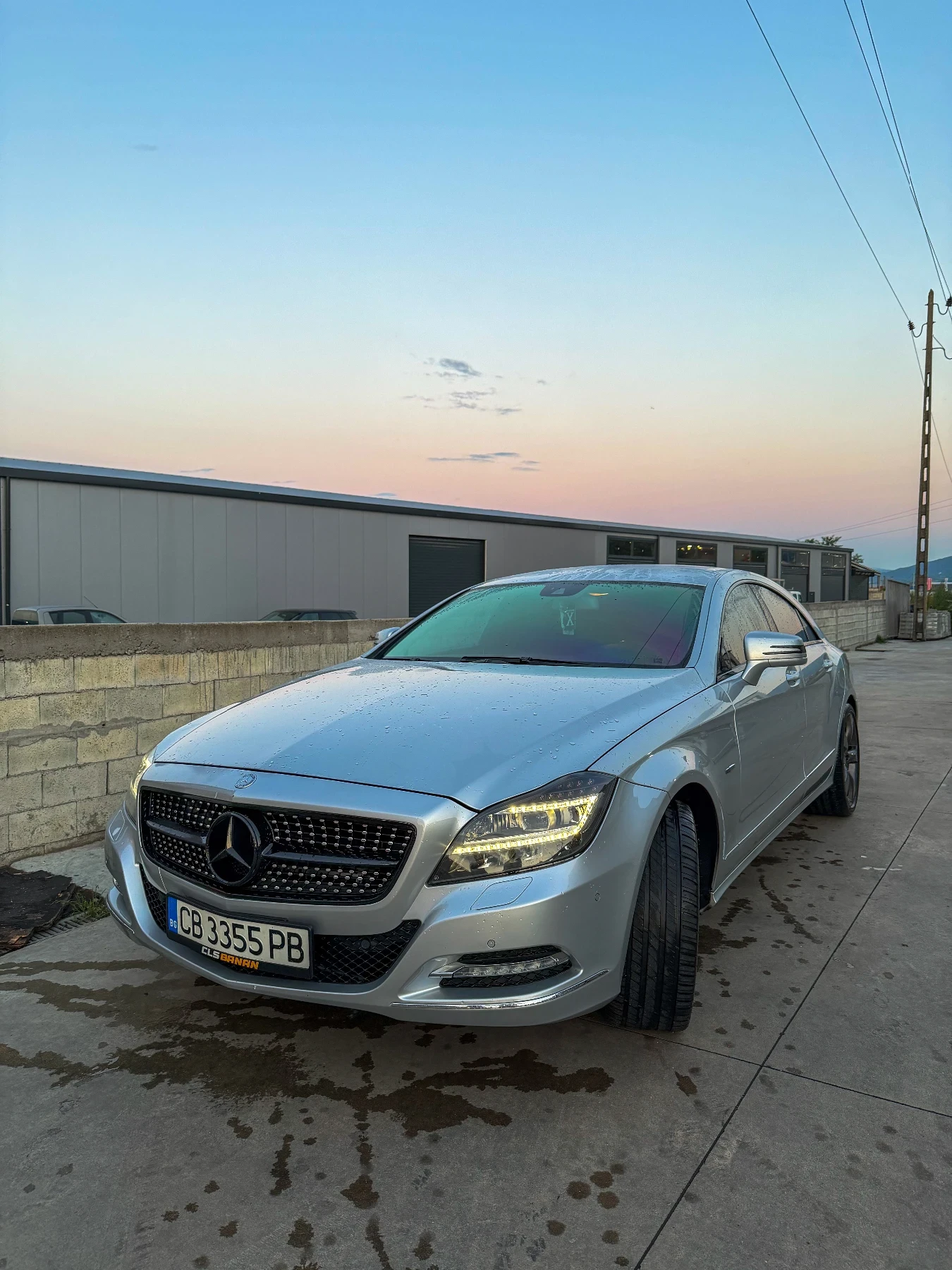 Mercedes-Benz CLS 350 AIRMATIC | HARMAN KARDON | 4 MATIC, снимка 2 - Автомобили и джипове - 55056899