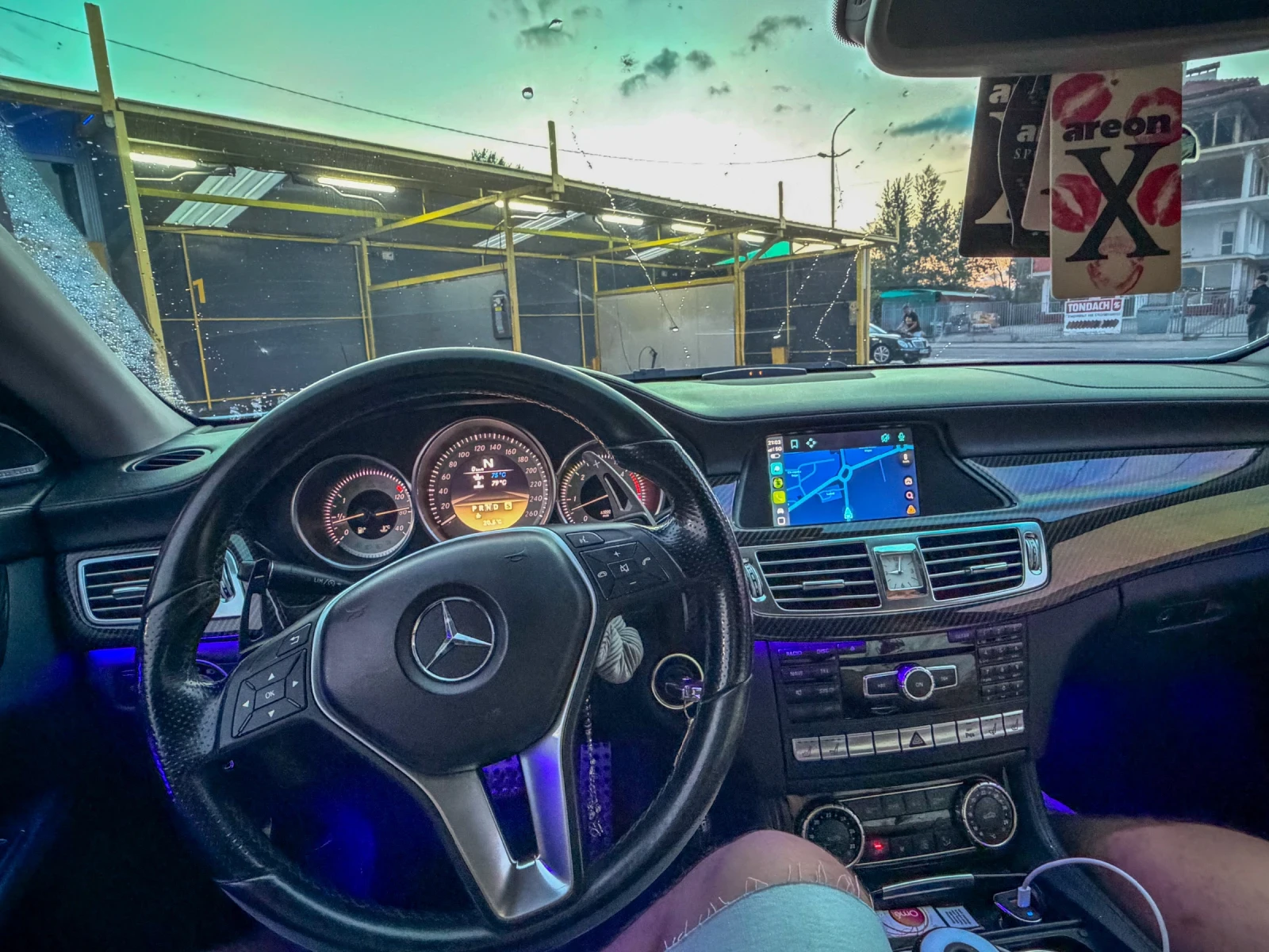 Mercedes-Benz CLS 350 AIRMATIC | HARMAN KARDON | 4 MATIC, снимка 9 - Автомобили и джипове - 55056899