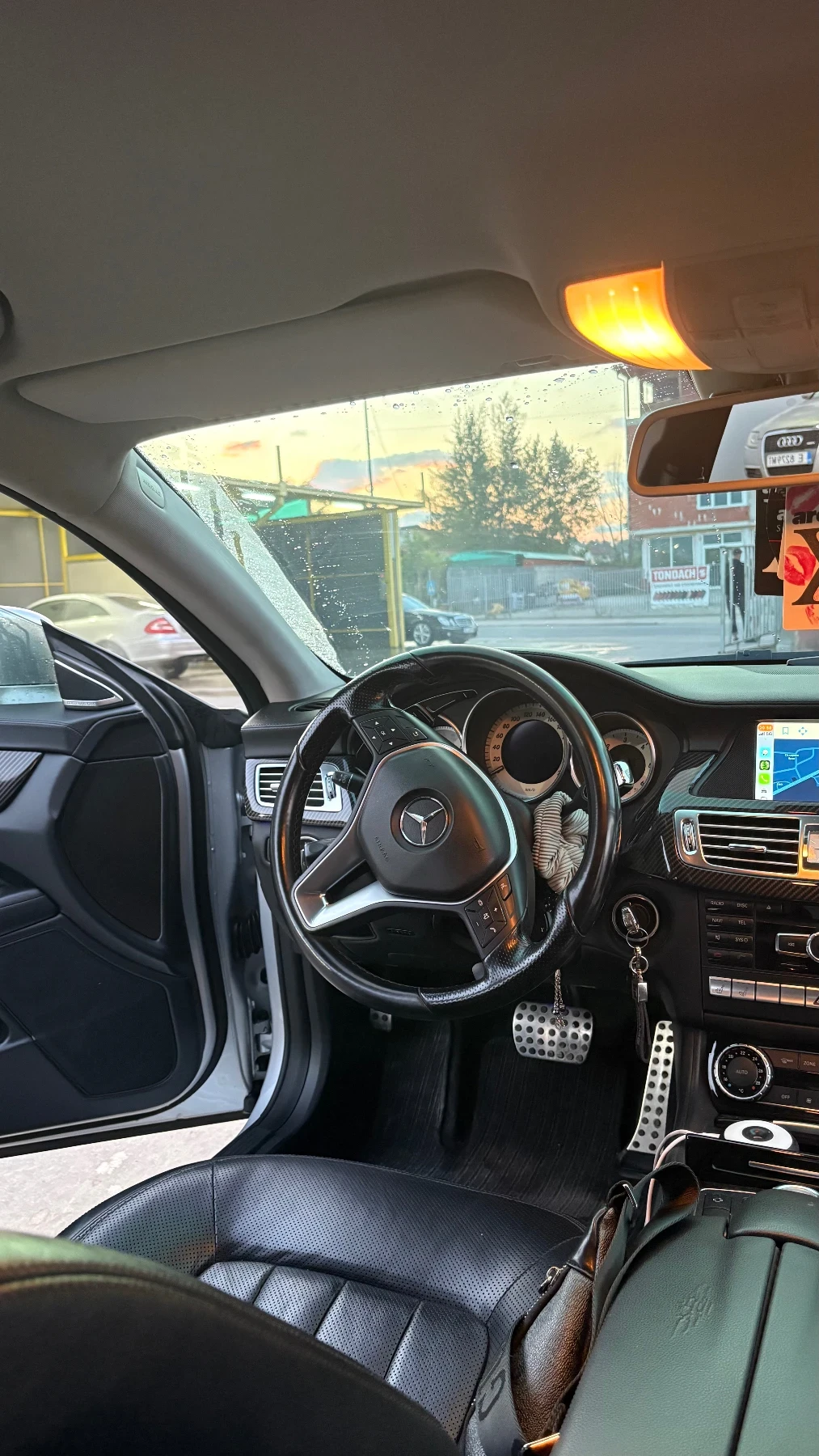 Mercedes-Benz CLS 350 AIRMATIC | HARMAN KARDON | 4 MATIC, снимка 11 - Автомобили и джипове - 55056899