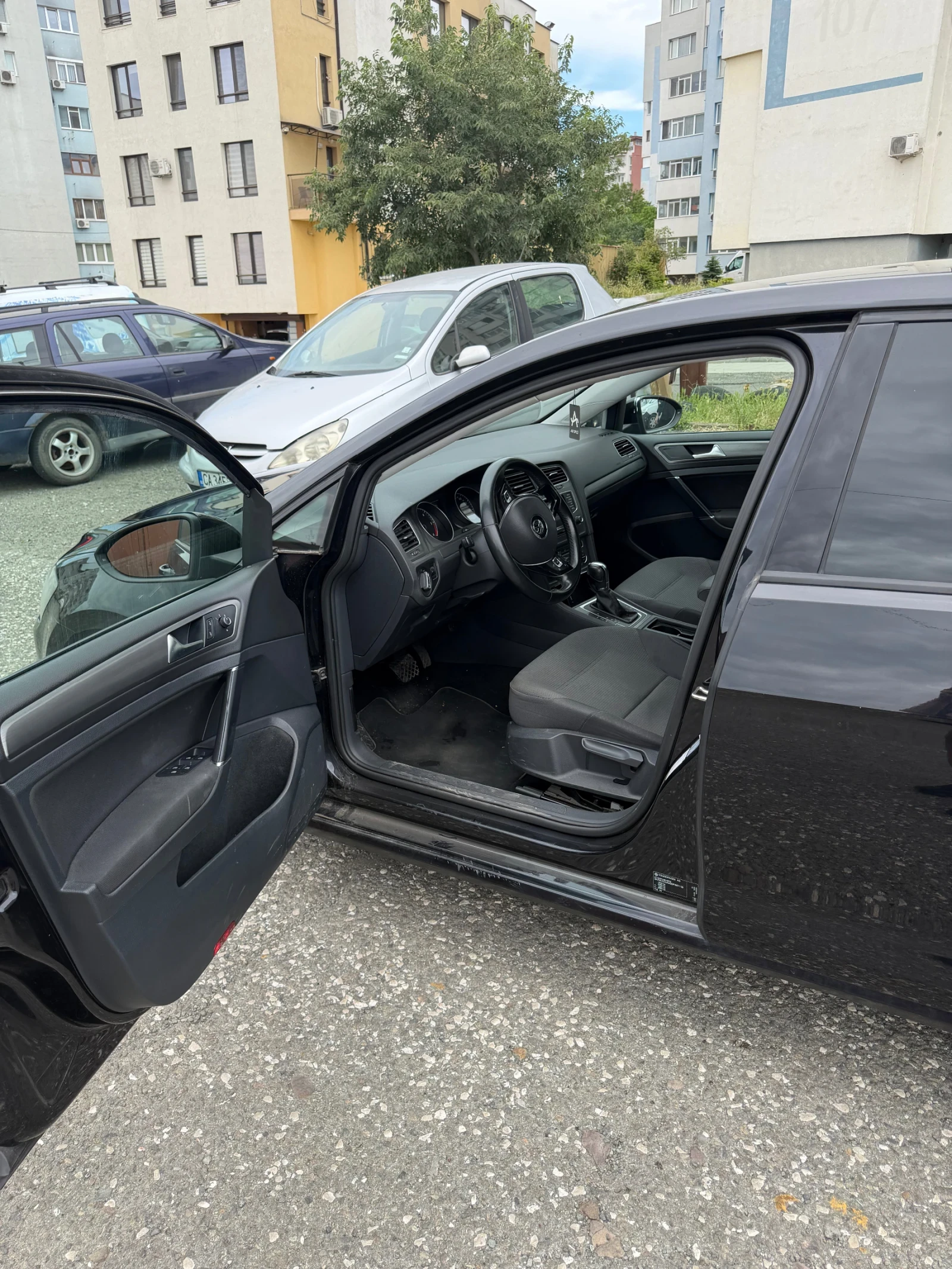 VW Golf 1.6D РЕВИЗИРАНА КУТИЯ, снимка 10 - Автомобили и джипове - 54944661