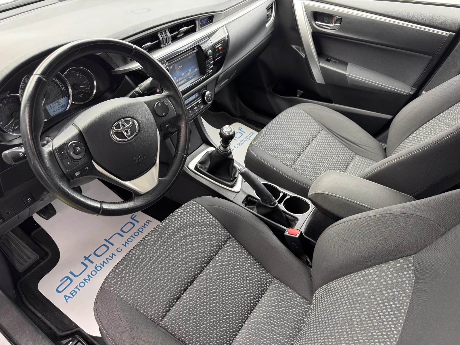Toyota Corolla Active/1.6VVT-i/132k.c./6MT, снимка 7 - Автомобили и джипове - 55219887