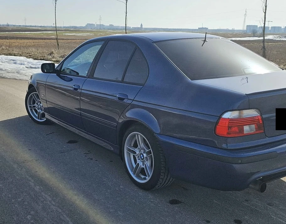 BMW 530 i M Sport, снимка 4 - Автомобили и джипове - 55253077