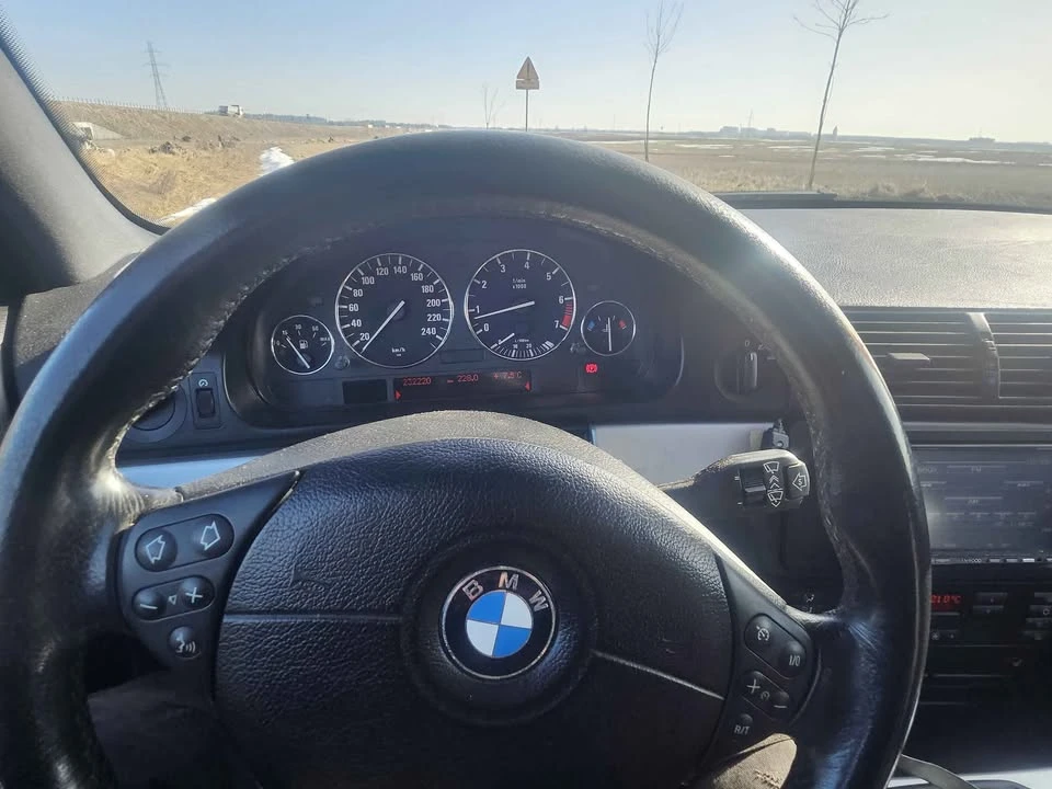 BMW 530 i M Sport, снимка 7 - Автомобили и джипове - 55253077