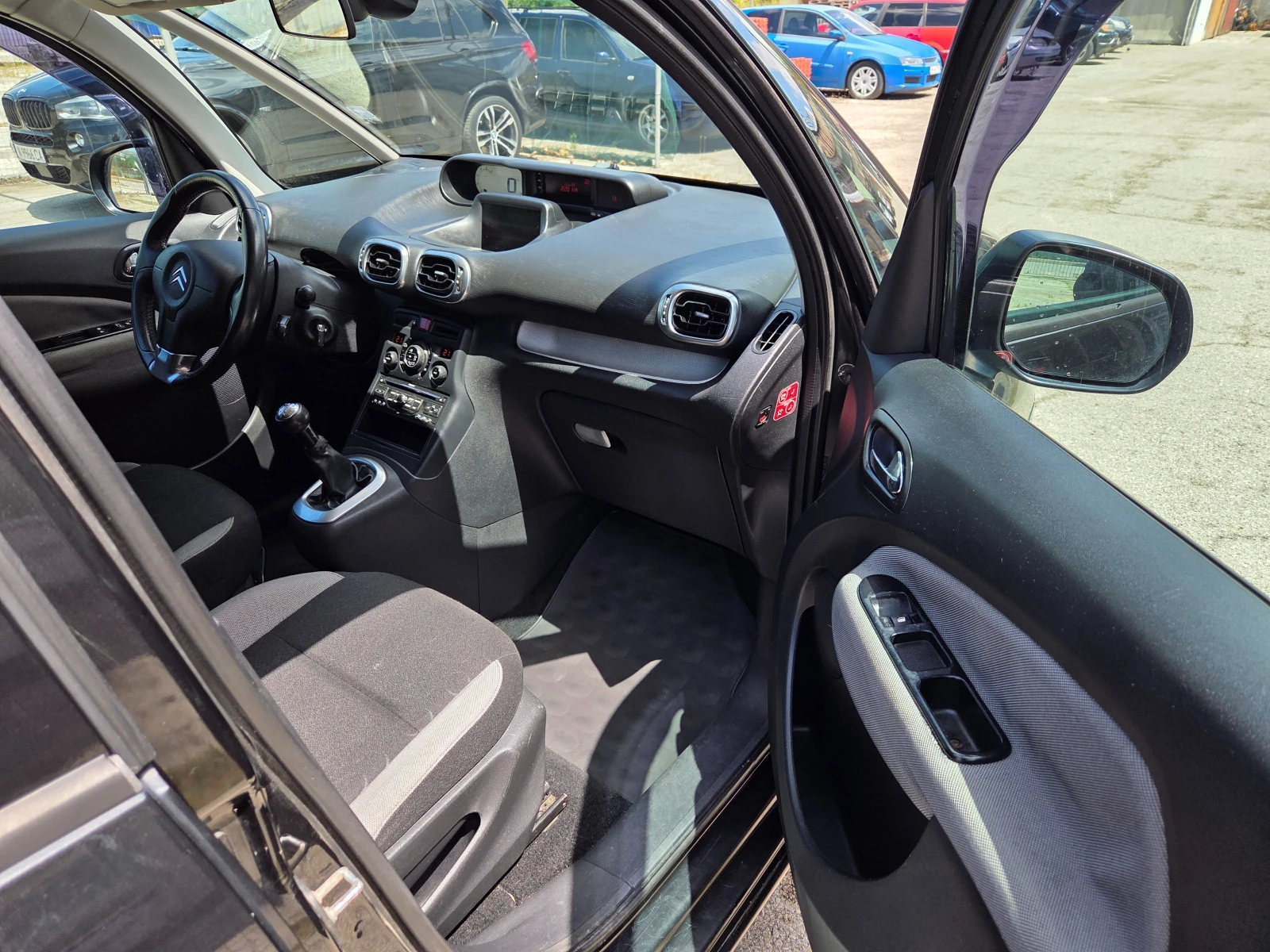 Citroen C3 Picasso Exclusiv Navi 1.6 HDI Euro4 | Mobile.bg � ����������� 13