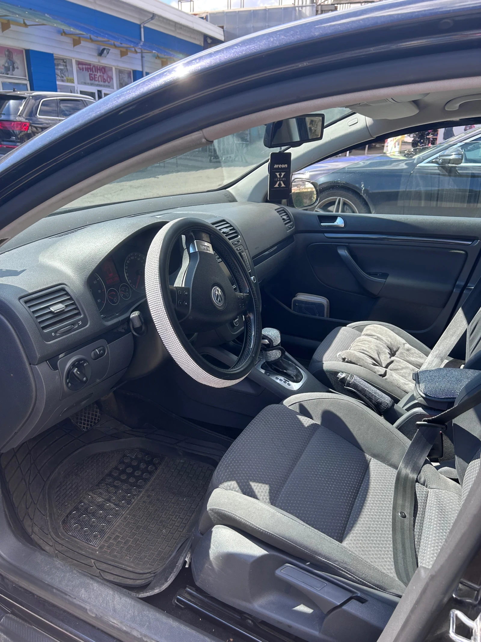 VW Golf, снимка 7 - Автомобили и джипове - 55412649