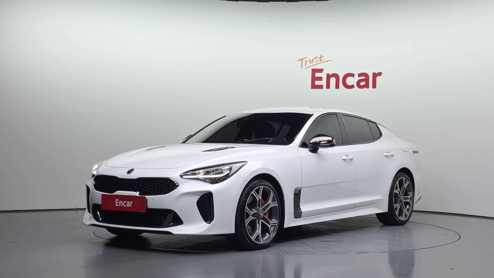 Kia Stinger 2.0* BLIND SPOT* ЕЛ. БАГАЖНИК* HUD* КРАЙНА ЦЕНА