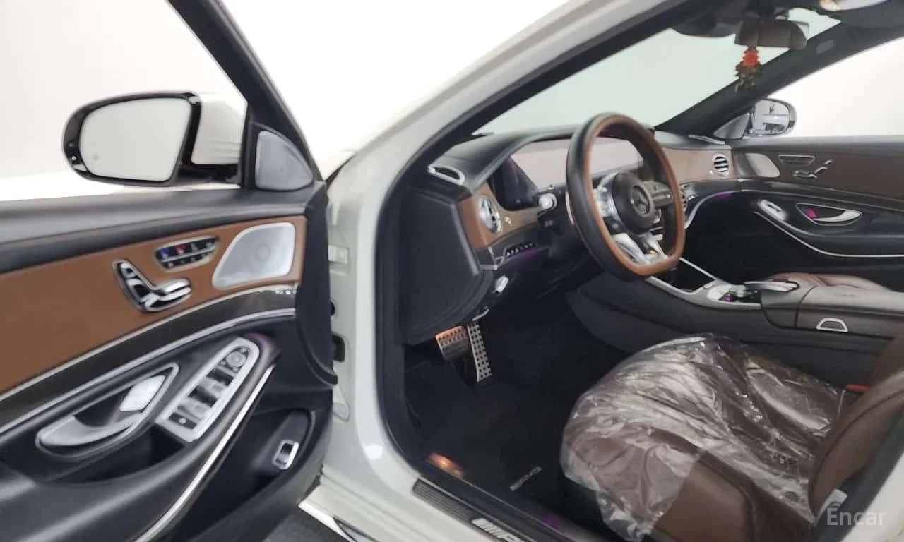 Mercedes-Benz S 63 AMG * 4MATIC+ Performance Edition * ТЕЛЕВИЗОРИ, снимка 10 - Автомобили и джипове - 55569150