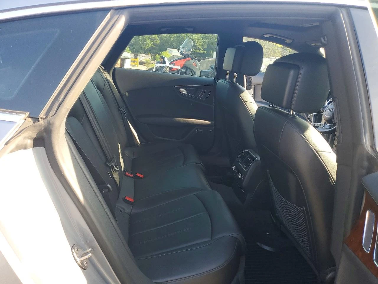 Audi A7 3.0 / Quattro / Застраховател / Run & Drive, снимка 10 - Автомобили и джипове - 55950928