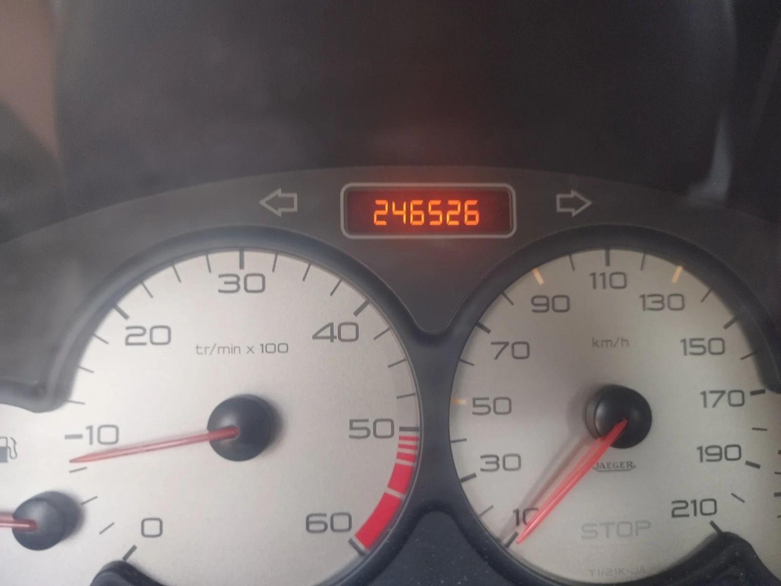 Peugeot Partner RANCH 2.0 HDI, снимка 12 - Автомобили и джипове - 56330425