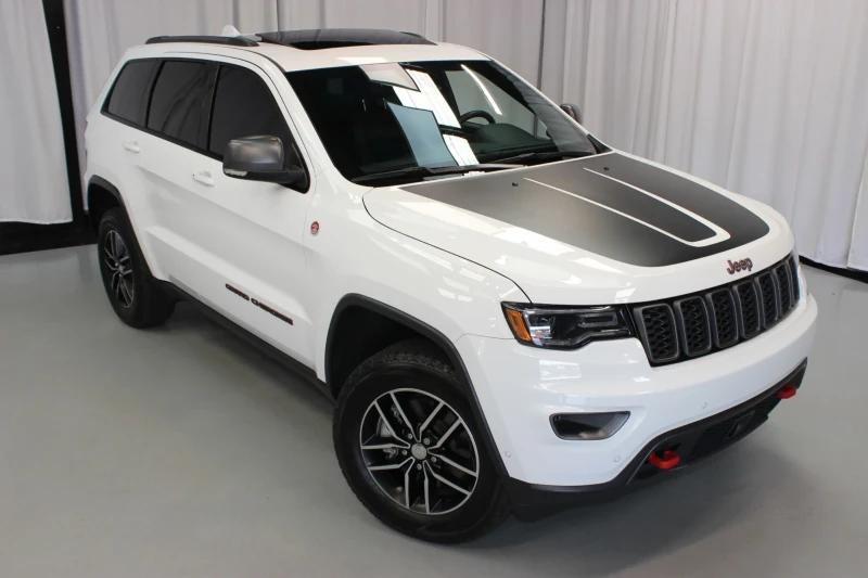 Jeep Grand cherokee TRAILHAWK 5.7 HEMI FULL екстри , снимка 3 - Автомобили и джипове - 47678872