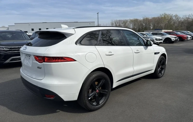Jaguar F-PACE F-PACE R-SPORT 2 ГОДИНИ ГАРАНЦИЯ НА МОТОРА, снимка 4 - Автомобили и джипове - 52537057