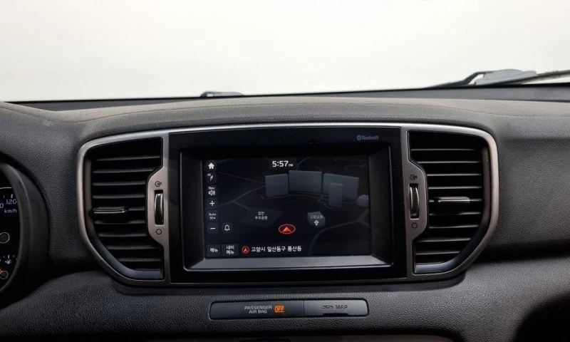 Kia Sportage Diesel 2wd Trendy  * НАЙ-ДОБРА ЦЕНА В БЪЛГАРИЯ* , снимка 15 - Автомобили и джипове - 52035023