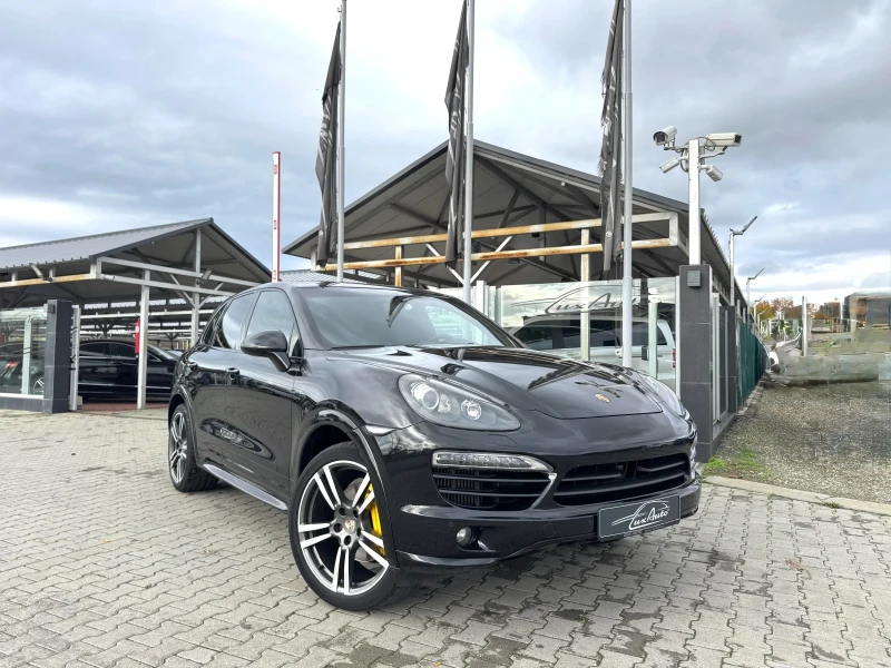Porsche Cayenne 3.0d#GTS-SPORT DESIGN#PANO#ОБДУХ#AIRMAT#FULL#245kc, снимка 2 - Автомобили и джипове - 52384427